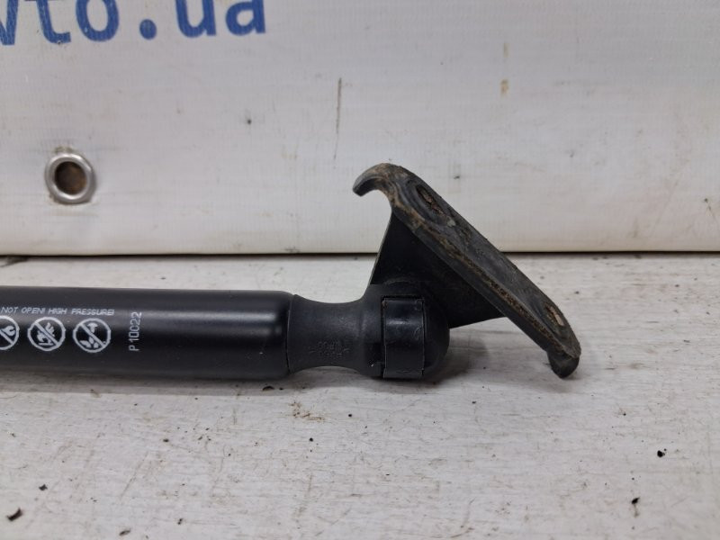 Амортизатор крышки багажника Lexus RX 350 XU30 3.5 БЕНЗИН 2GRFE 2003 (б/у) Киев - изображение 3