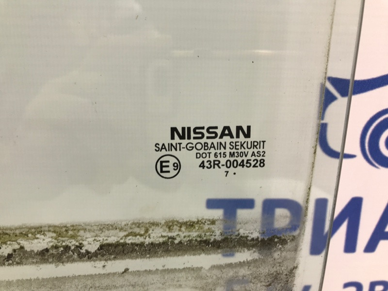 Стекло двери заднее левое Nissan Tiida C11 1.6 БЕНЗИН HR16 2004 (б/у) Киев - изображение 3