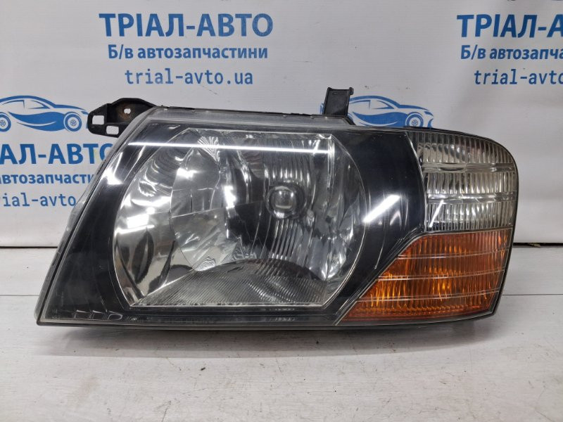 Фара левая галоген Mitsubishi Pajero Wagon 3 3.2 ДИЗЕЛЬ 4M41 1999 (б/у) Київ - зображення 9