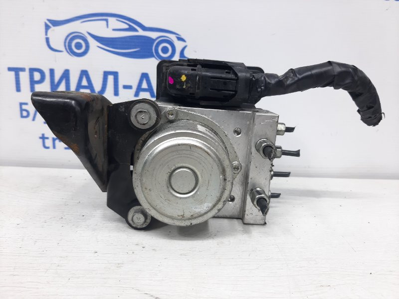 Блок abs Nissan Juke F15 1.6 TURBO MR16DDT 2010 (б/у) Київ - зображення 3