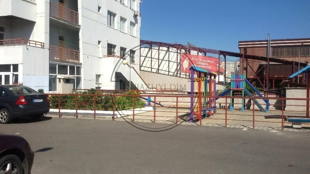 Продается 3-комнатная квартира в Дарницком районе, код объекта № 21124270 Киев - изображение 1