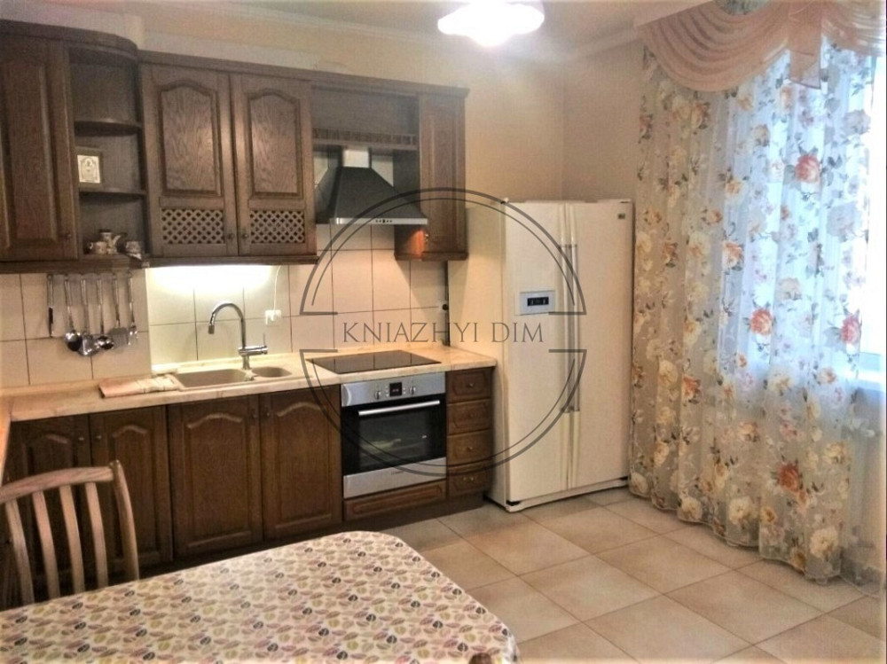 Відмінна 2-х. ком.квартира-студіо біля парка.М. Дорогожичі. Код об'єкта: 11132057. Киев - изображение 2