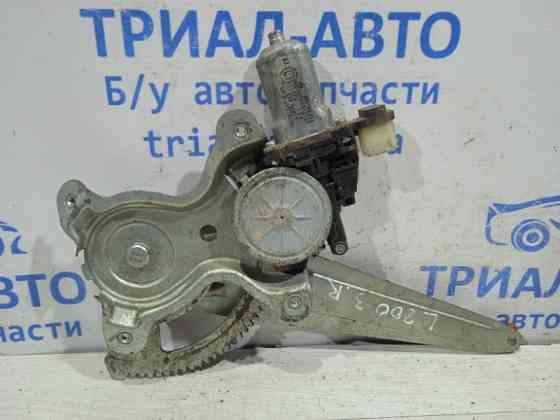 Стеклоподъемник задний правый Mitsubishi L200 KB 2.5 ДИЗЕЛЬ 4D56U 2006 (б/у) Киев