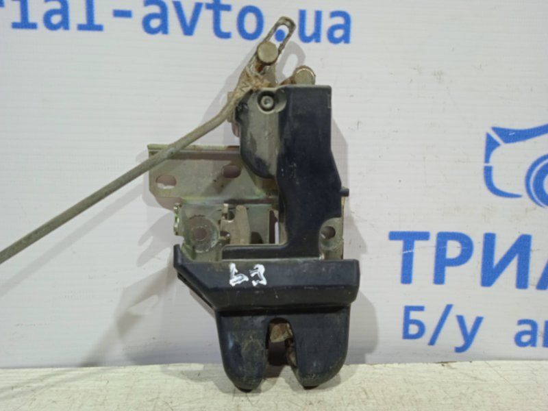 Замок крышки багажника Mitsubishi Lancer 9 1.6 БЕНЗИН 4G18 2003 (б/у) Київ - зображення 1