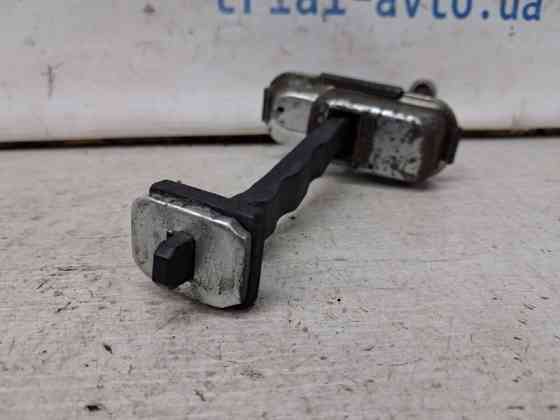 Ограничитель двери задний левый Hyundai IX35 2009-2015 794802Y000 (Арт. 69895) Киев