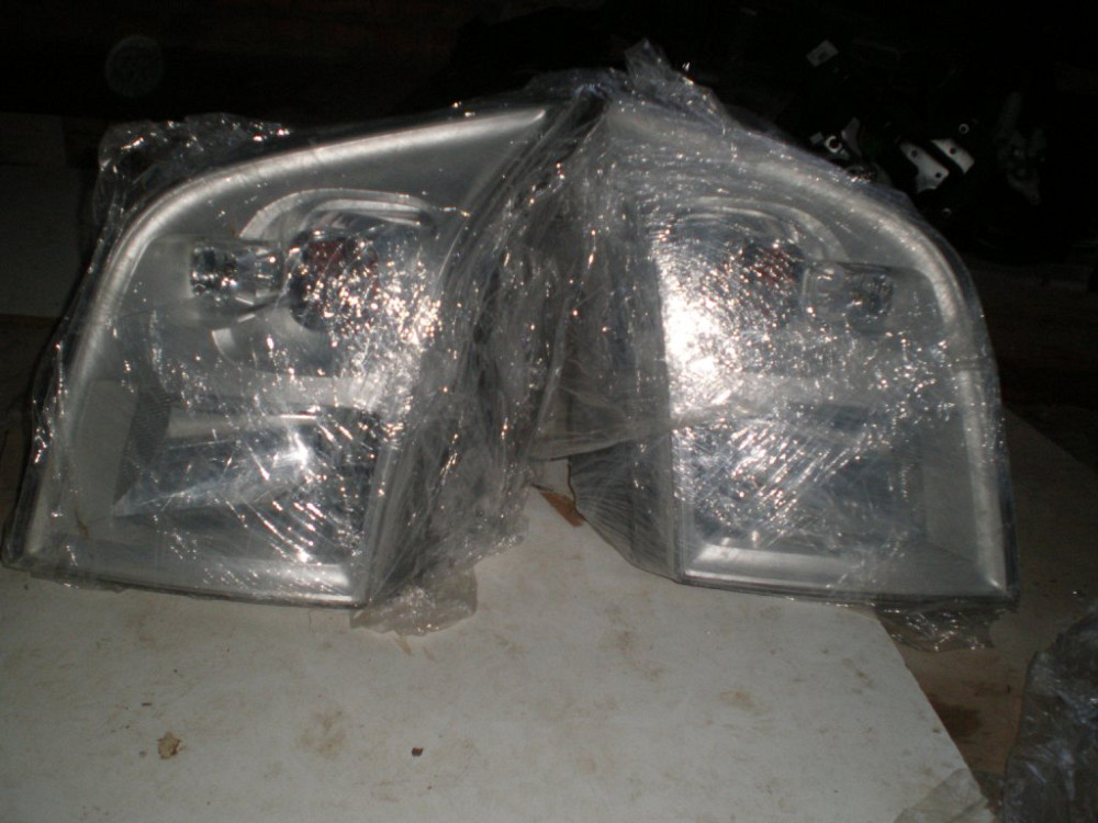 Фара левая Ford Transit 2007-2014 Ковель - изображение 1