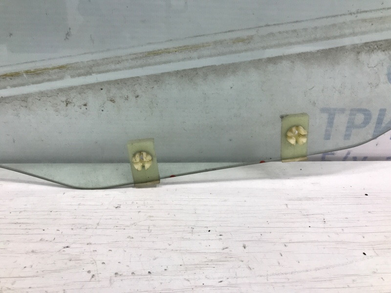 Стекло двери переднее правое Mitsubishi Pajero Wagon 2000-2006 MR436974 (Арт. 54426) Киев - изображение 2