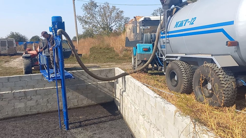 Насос септіка свинокомплекса НПФ 1/10 мішає + завантажує бочку Белая Церковь - изображение 1