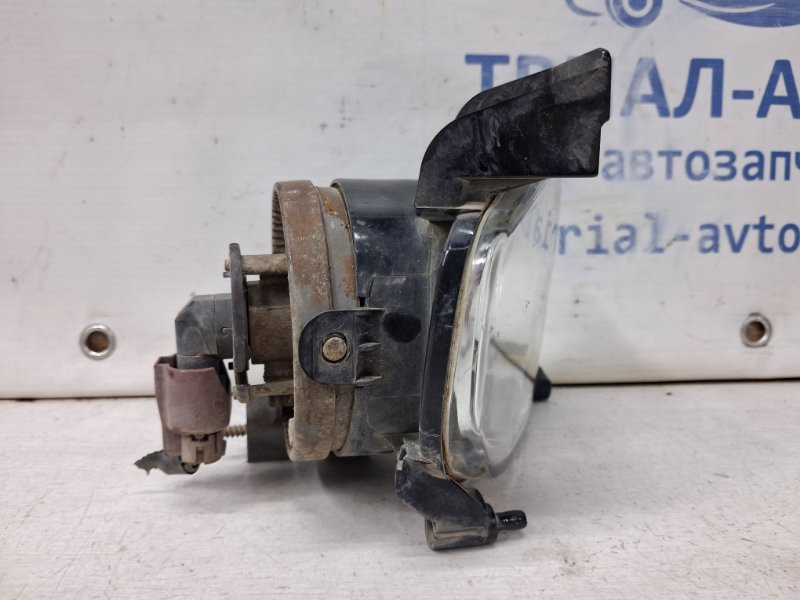 Фара противотуманная правая Toyota Avensis T25 1.8 БЕНЗИН 1ZZFE 2002 (б/у) Киев - изображение 4