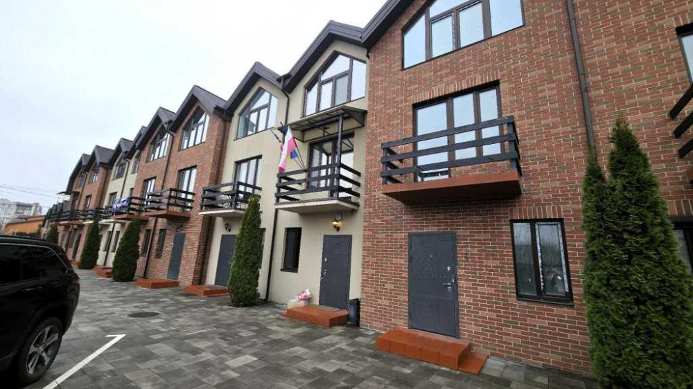 продажа 4-к таунхаус Киево-Святошинский, Ходосовка, 200000 $  - зображення 2