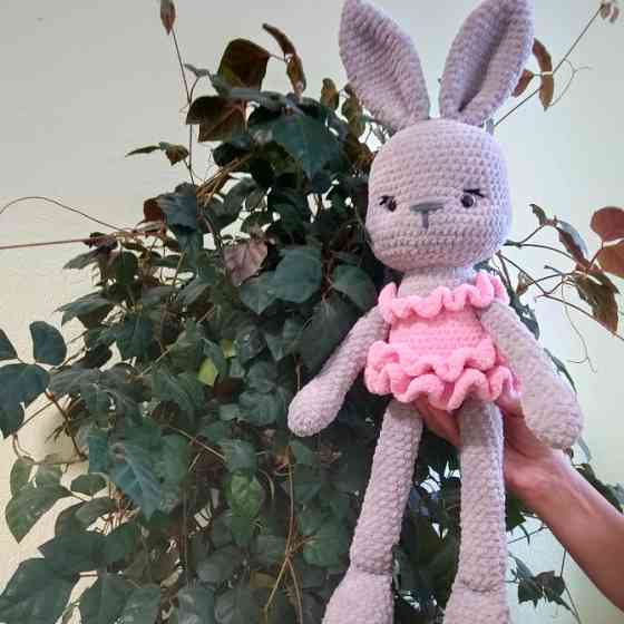 Зайка балеринка в'язана іграшка сіра дитяча м'яка сувенір подарунок hand made Нововолинськ