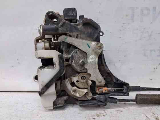 Замок двери передний правый Mitsubishi L200 2006-2015 5715A186 (Арт. 67239) Киев