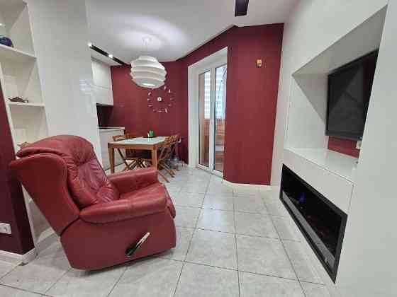 Продам 2-к квартиру (61м2) с ремонтом на пр. Мира, Левобережный-3 Дніпро