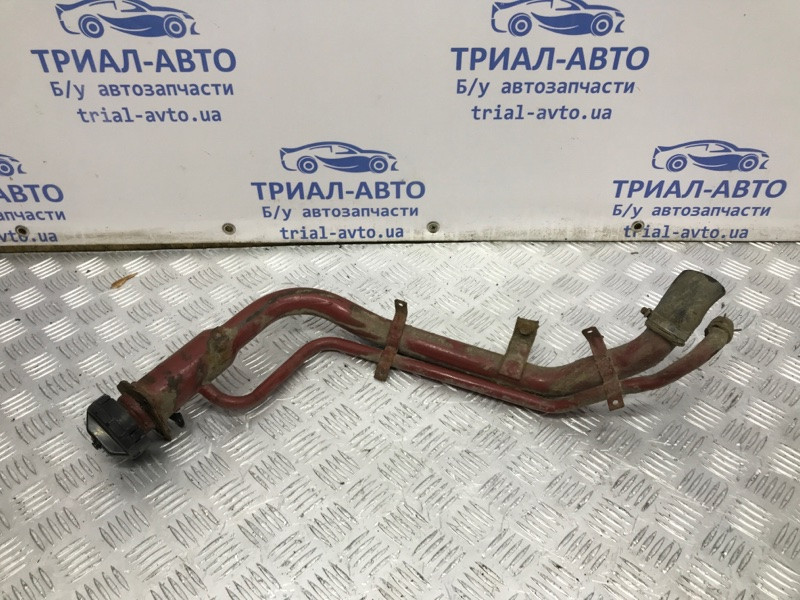 Горловина заливная Mitsubishi Pajero Sport 1996-2008 MR523082 (Арт. 42107) Киев - изображение 1