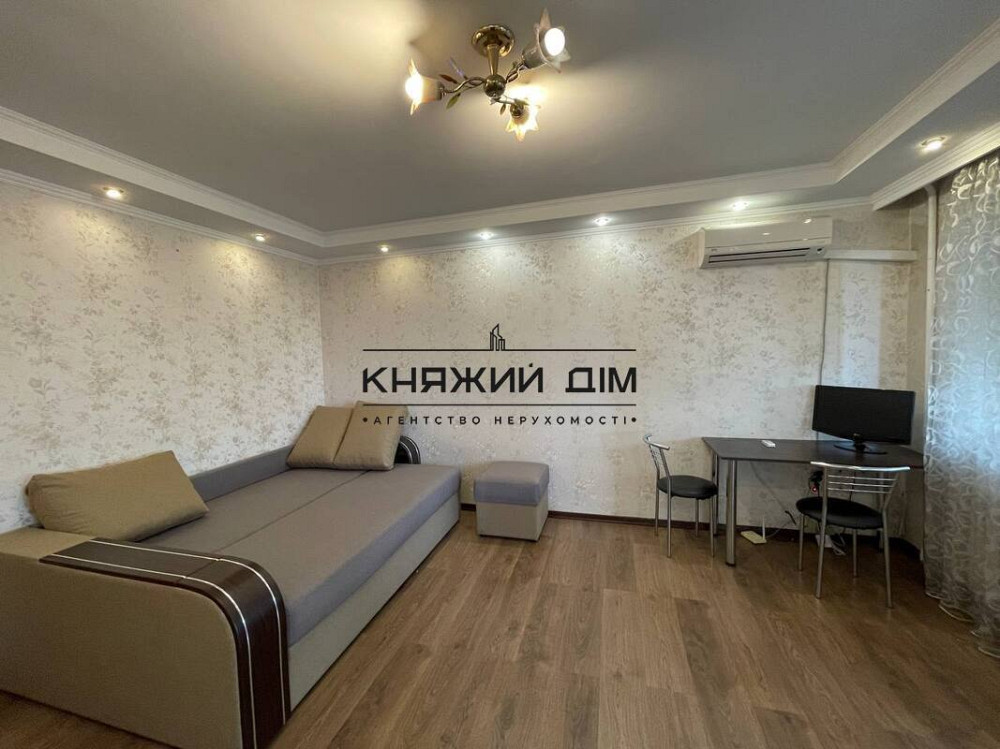 Оренда 1 кімнатної квартири на Русанівській Набережній № 11131961 Киев - изображение 1