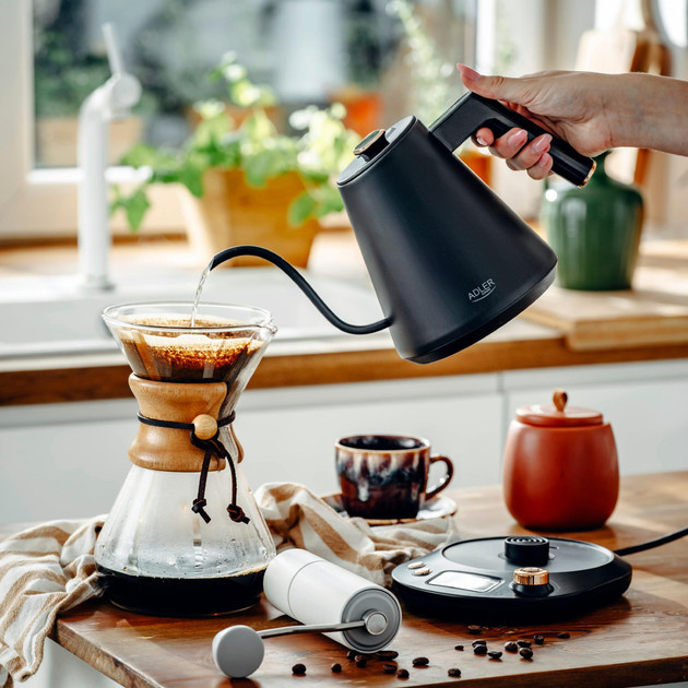 Электрочайник Adler AD 1349 LED 1 л черный Київ - зображення 4