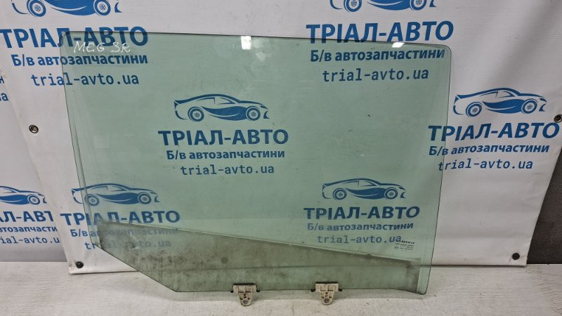 Стекло двери заднее правое Renault Megane 3 1.5 DIESEL K9K 2008 (б/у) Київ - зображення 1