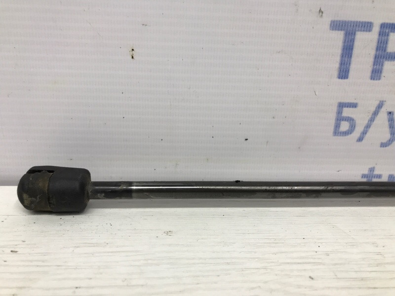 Амортизатор крышки багажника Mitsubishi Outlander XL 2.2 DIESEL 4N14 2007 (б/у) Киев - изображение 2