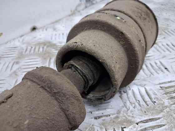 Вал карданный Mitsubishi Pajero Wagon 3 3.2 ДИЗЕЛЬ 4M41 1999 перед. (б/у) Киев