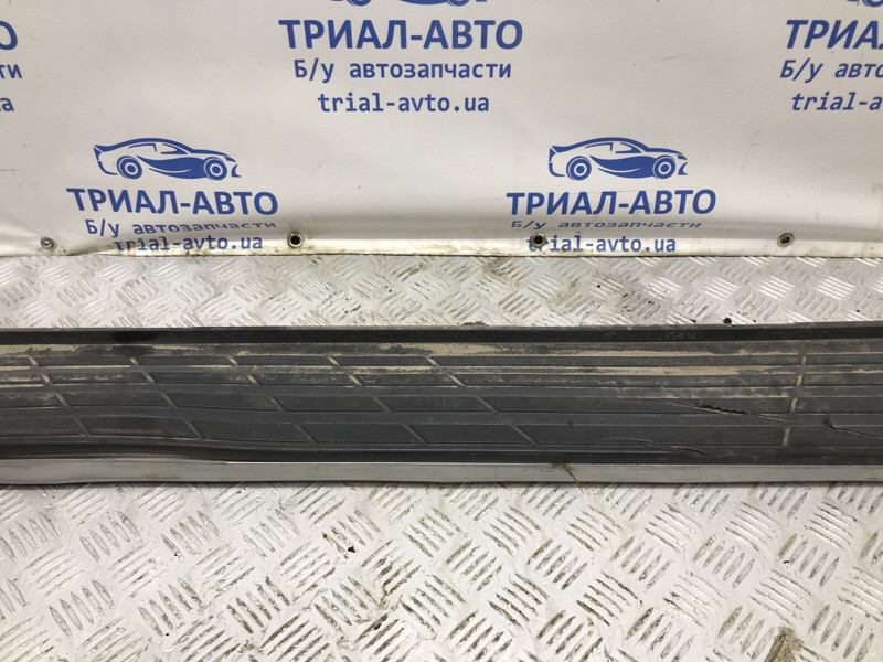 Подножка Mitsubishi Pajero Wagon 4 3.2 ДИЗЕЛЬ 4M41 2006 лев. (б/у) Київ - зображення 3