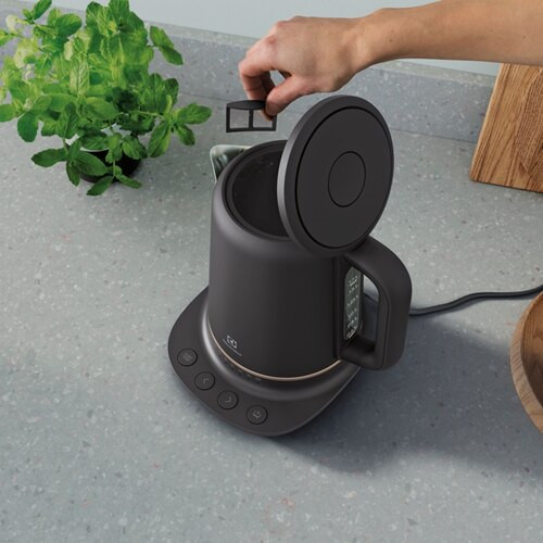 Электрочайник Electrolux Explore E7K1-6BP 1.7 л Київ - зображення 1