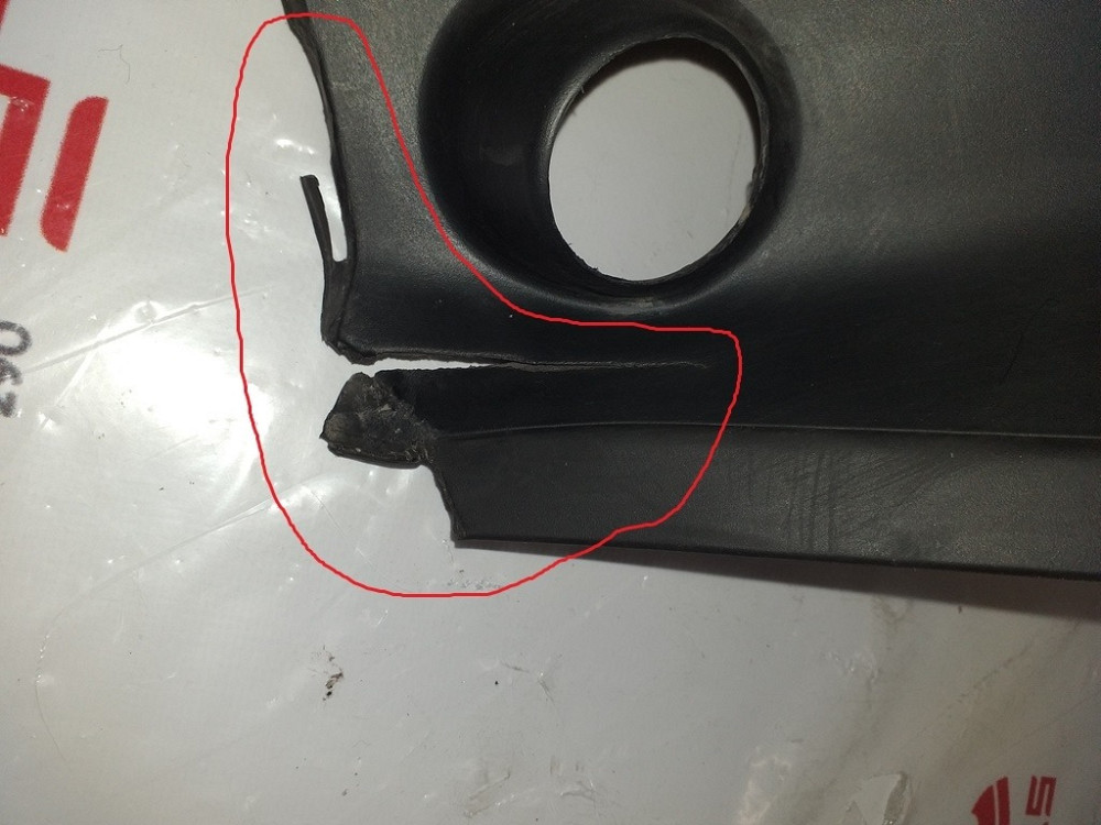 Облицовка проема багажника правая с повреждением Tesla model X 1047321-00-E Киев - изображение 5