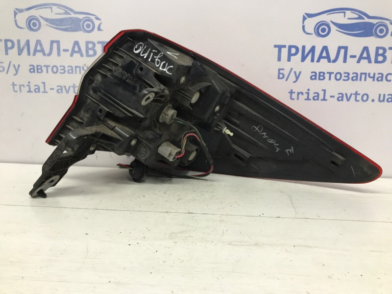 Фонарь задний внешний левый Subaru Outback BS 2.0 DIESEL EE20Z 2014 (б/у) Киев - изображение 4