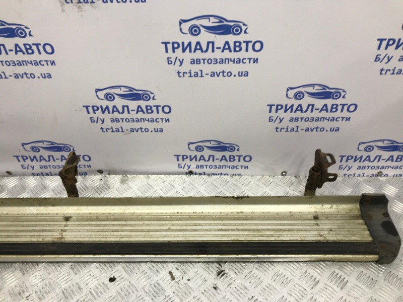 Подножка Mitsubishi Pajero Sport K9 2.5 DIESEL 4D56 1996 прав. (б/у) Киев - изображение 3