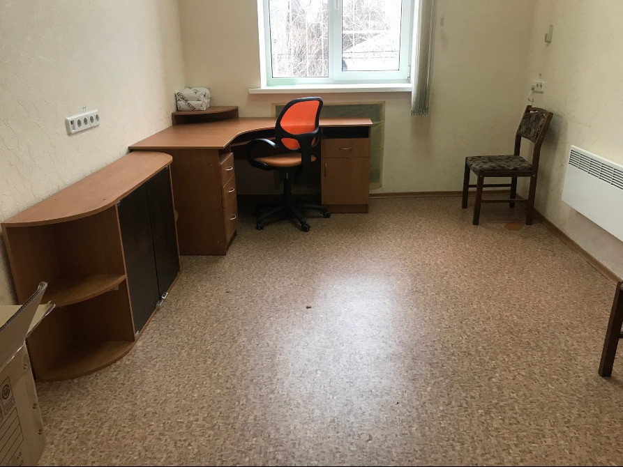 Сдам офис 14 м.кв.ул.Героев Крут. Дніпро - зображення 1