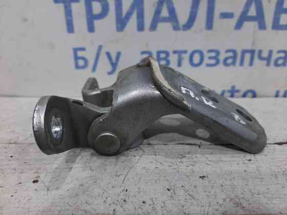 Петля двери передней правой верхняя Toyota Avensis 2002-2010 687100D010 (Арт. 26521) Киев
