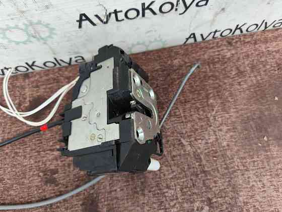 Замок передней двери левый Nissan Note E11 2005-2012 Ковель