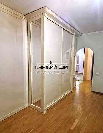 Продаж 2-кімнатної вул.Княжий Затон 2/30 ,м.Позняки Киев