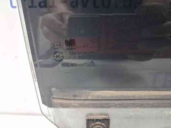 Стекло двери заднее правое Kia Sorento BL 2.5 DIESEL D4CB 2002 (б/у) Київ