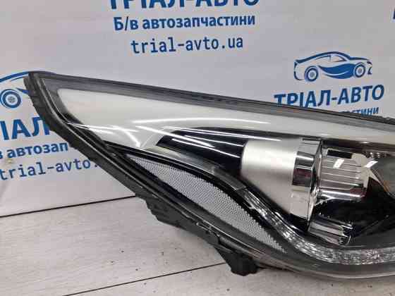 Фара правая Ксенон Hyundai IX35 LM 1.7 DIESEL D4FD 2009 (б/у) Киев