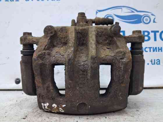 Суппорт передний правый Hyundai IX35 LM 1.7 DIESEL D4FD 2009 (б/у) Киев