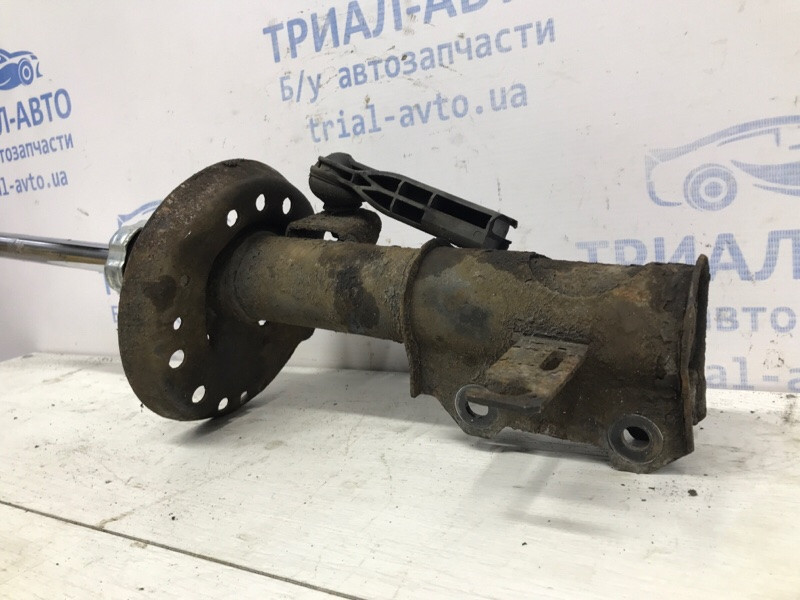 Амортизатор передний правый Chevrolet Cruze J300 1.8 2009 (б/у) Киев - изображение 3