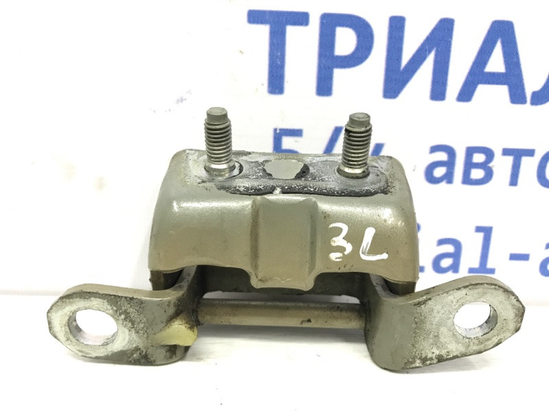 Петля двери задней левой Nissan Qashqai J10 2.0 БЕНЗИН MR20DE 2006 (б/у) Київ - зображення 1