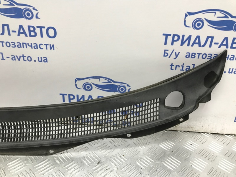 Дефлектор дворников Mitsubishi Pajero Sport K9 3.0 БЕНЗИН 6G72 1996 (б/у) Київ - зображення 4