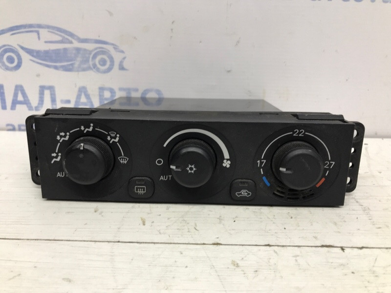 Блок управления кондиционером Mitsubishi Pajero Wagon 3 3.2 ДИЗЕЛЬ 4M41 1999 (б/у) Киев - изображение 1