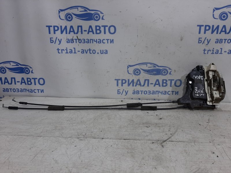 Замок двери задний правый Mitsubishi L200 KB 2.5 ДИЗЕЛЬ 4D56U 2006 (б/у) Киев - изображение 1