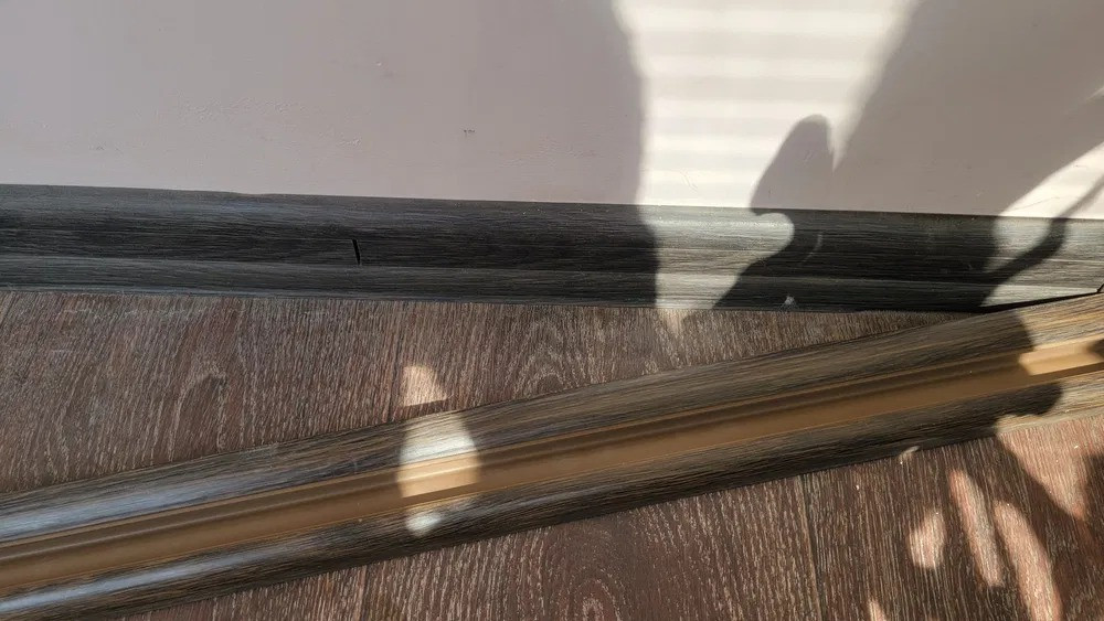 Продам плинтус и уголки б/у Кременчук - зображення 2