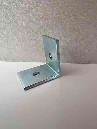 Куточок 20х20х17х1.5 кріпильний Нововолынск