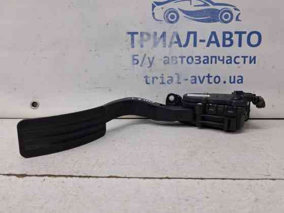 Педаль газа Dacia Duster HS 1.5 DIESEL K9K 2010 (б/у) Киев