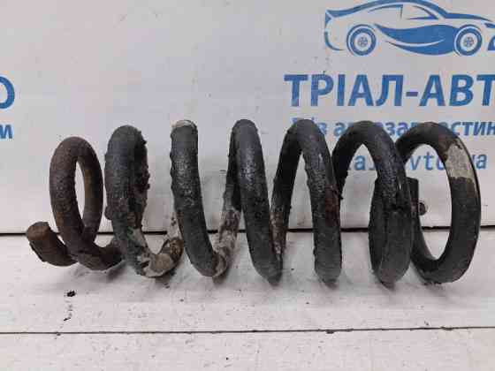 Пружина передняя Mitsubishi Pajero Wagon 3 3.2 ДИЗЕЛЬ 4M41 1999 (б/у) Киев