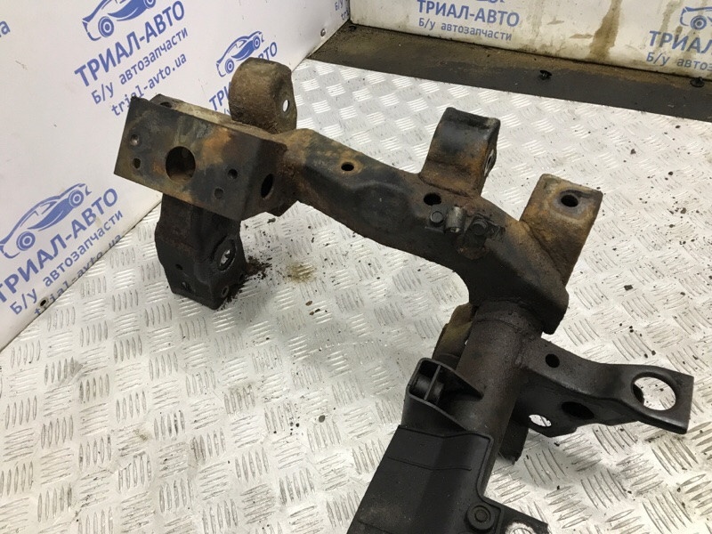 Балка передней подвески Mitsubishi Pajero Wagon 3 3.2 ДИЗЕЛЬ 4M41 1999 (б/у) Київ - зображення 5