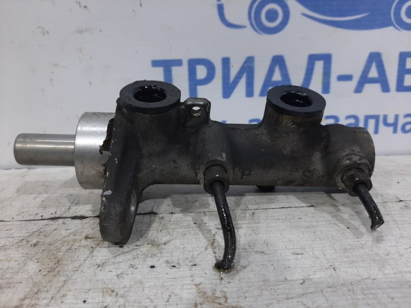 Тормозной цилиндр главный Hyundai Tucson JM 2.0 DIESEL D4EA 2004 (б/у) Киев - изображение 1