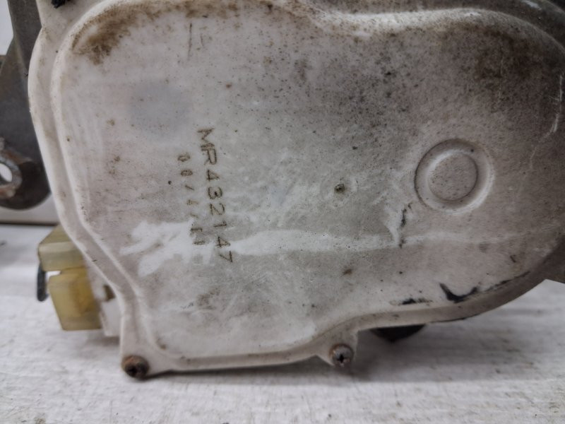 Замок двери задний левый Mitsubishi Pajero Sport K9 3.0 БЕНЗИН 6G72 1996 (б/у) Киев - изображение 3