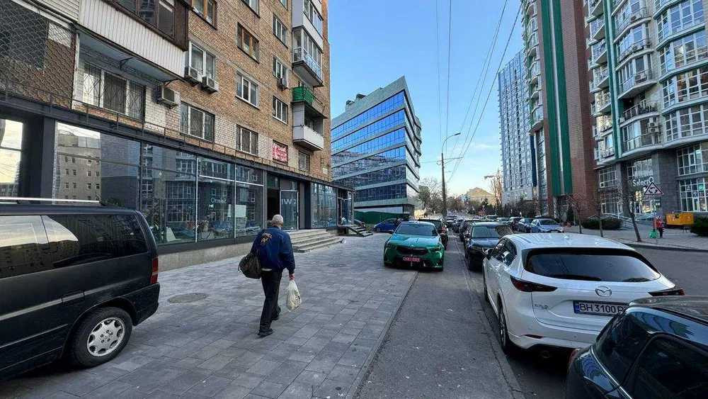 долгосрочная аренда торговые площади Киев, Печерский, 95000 грн./мес. Киев - изображение 1