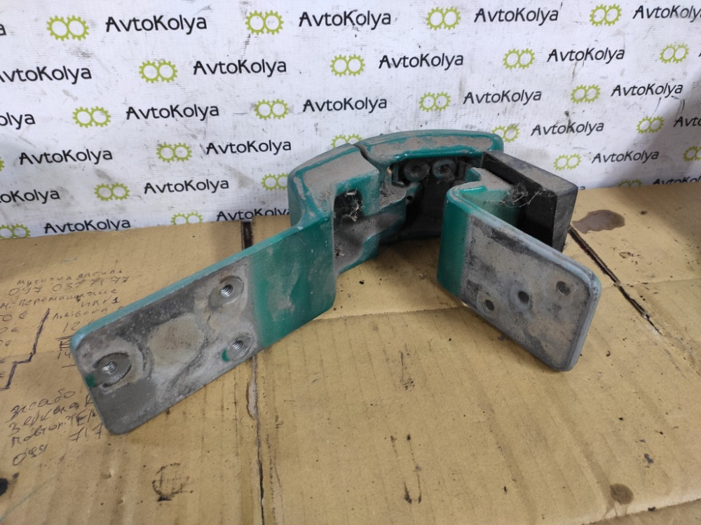 Петля задней двери левая Renault Master II 2003-2010 Ковель - изображение 3