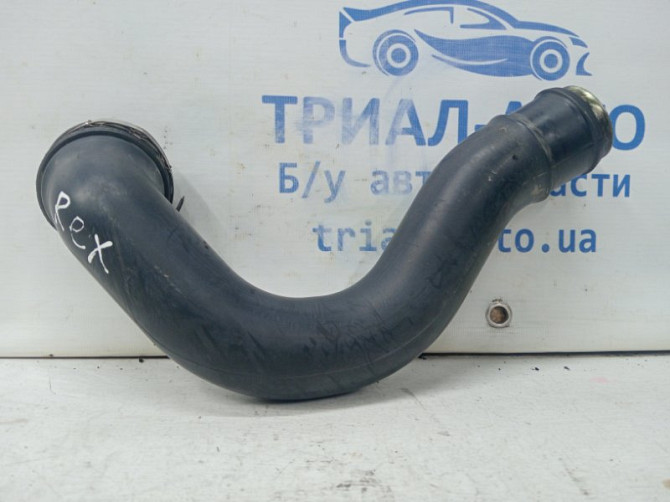 Патрубок интеркулера SsangYong Rexton Y250 2.7 D27DT 2006 (б/у) Киев - изображение 2